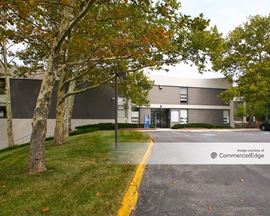 West Road Corporate Center - 110 West Road