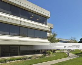 Regency Center II