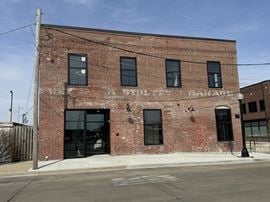 64 E Chester St