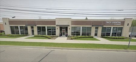 3960 Crooks Road : Retail / Office / Medical - Troy