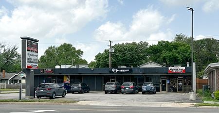 Photo of commercial space at 2800-2808 E. Central in Wichita