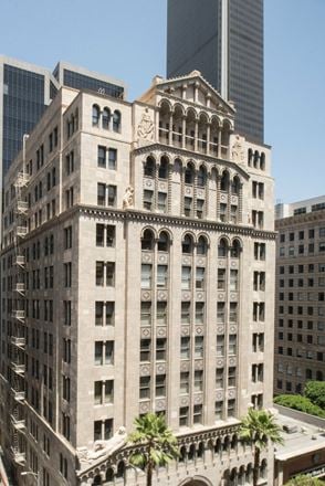 811 West 7th Street