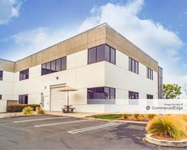 Warner Red Hill Business Park - 15991 Red Hill Avenue