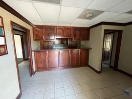 Anton St Office and Yard