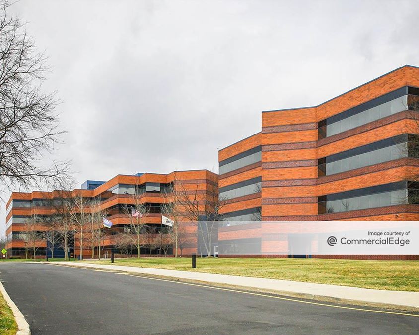 290 Davidson Avenue, Somerset, NJ 08873