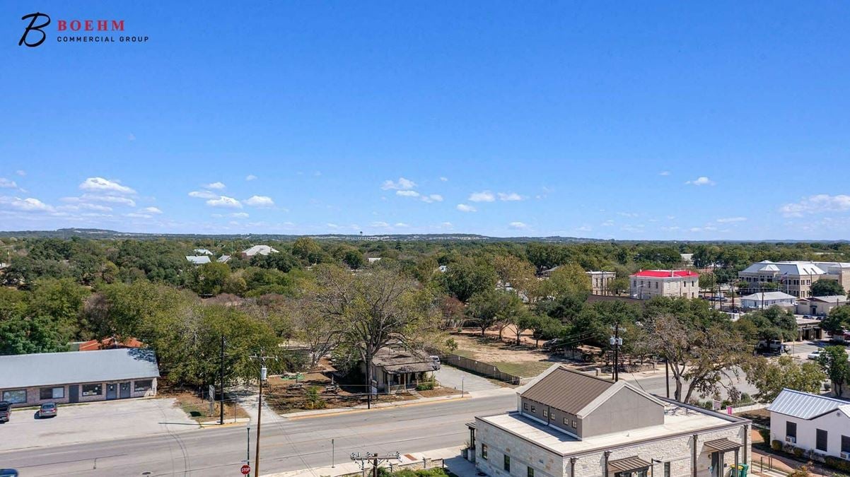 Office/Retail - Boerne Texas "Miracle Mile"