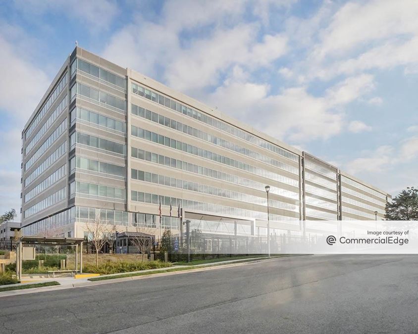 6595 Springfield Center Drive, Springfield, VA Office Building