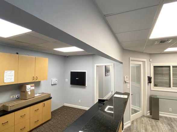±12,000 SQFT OFFICE WAREHOUSE CONDOMINIUM
