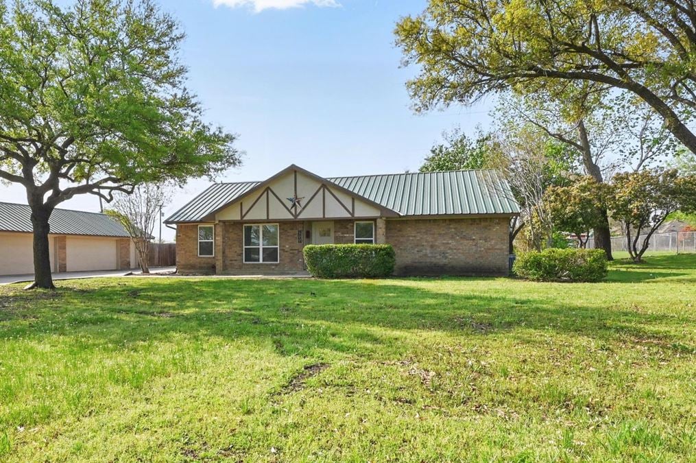 4,079 Flex Space for Lease