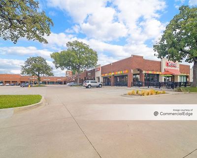 Town Oaks Centre