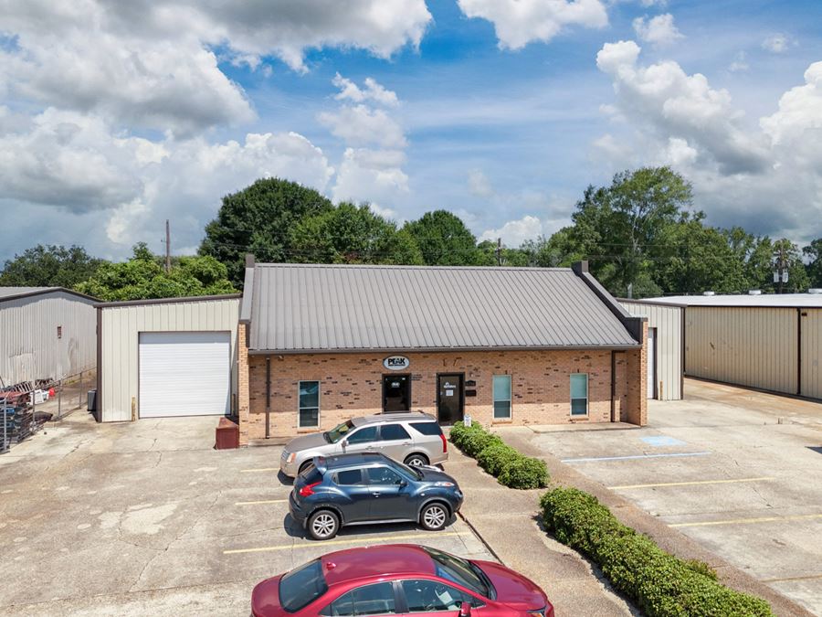 Flexible Office Warehouse Space Near I-10 and Airline Highway