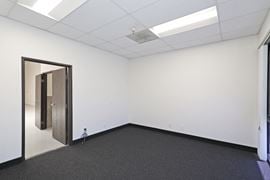 42280 Beacon Hill
