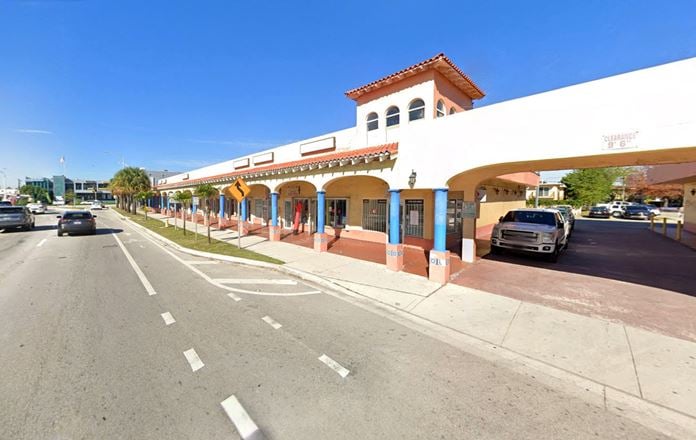 Latin Quarter Shopping Plaza