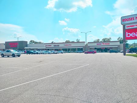 Photo of commercial space at 100 Saraland Loop in Saraland