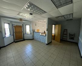 76 Hilltop Village Ctr Dr
