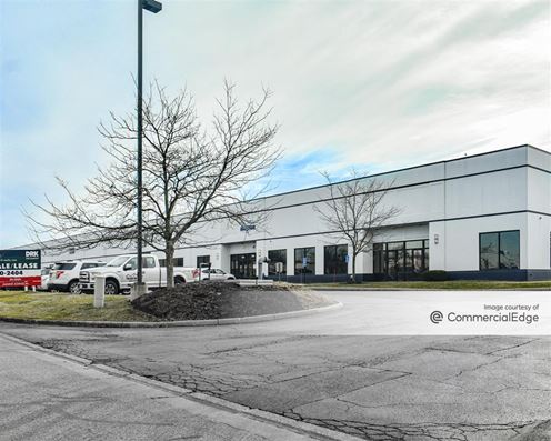 Crossroads Commerce Center