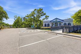 Income Producing Office Building -2610551