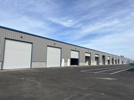 Industrial space for Rent at 16225/16235 Pine Ridge Rd in Fort Myers