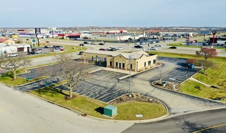 Retail space for Rent at 4141 Venture Dr in Peru