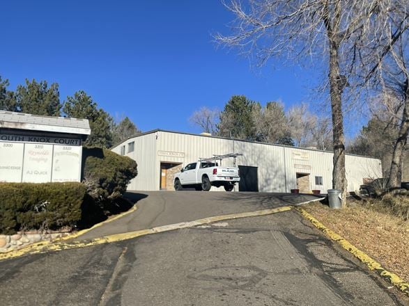 3310-3320 S Knox Ct