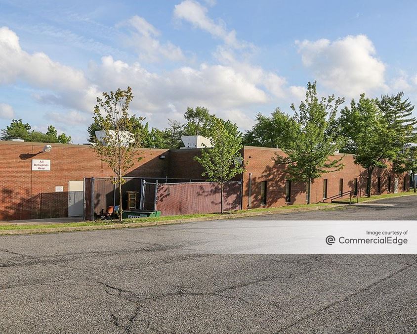 Annadale Medical Office 4771 Hylan Blvd Office Building