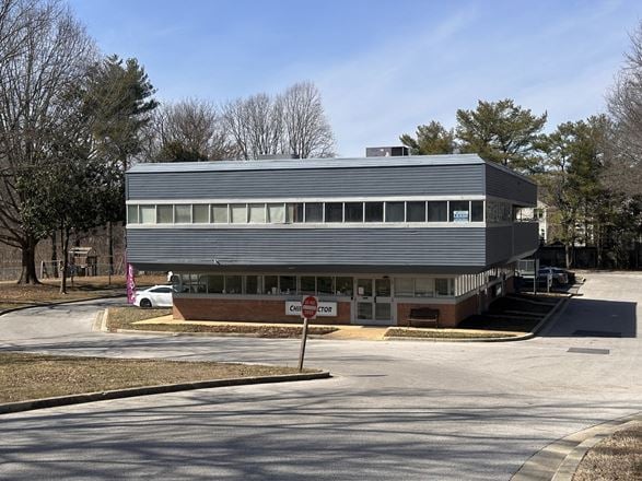 530 College Pky