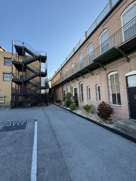 1211 N Franklin - Office Condo