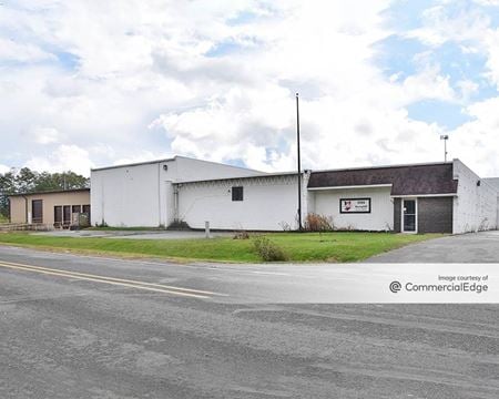 Photo of commercial space at 3084 East Hemphill Road in Burton