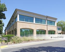 1 McInnis Pkwy