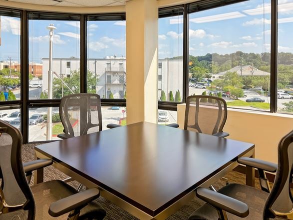 MD, Towson - West Road Corporate Center