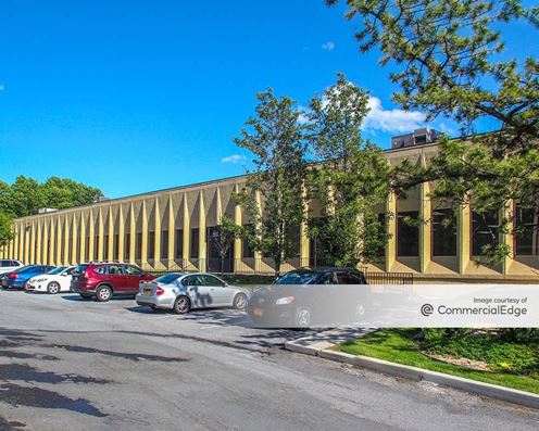 Cross Westchester Executive Park - 200 Clearbrook Road