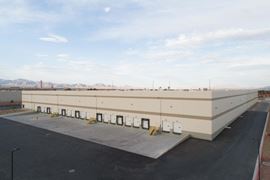 225,937 SF building w/ fenced yard area