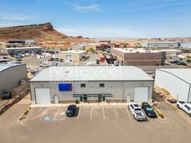 3000 SF Office-Warehouse