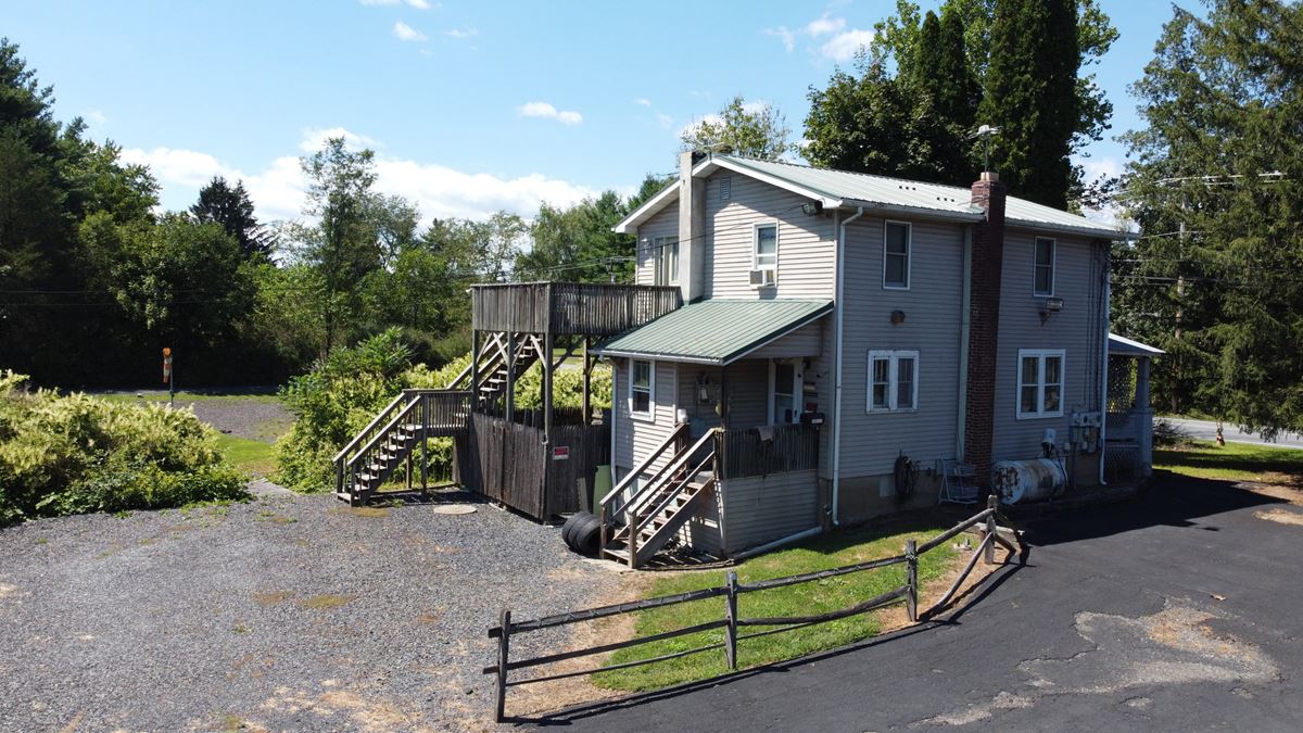 4 Unit - Mixed Use Property with Industrial Zoning