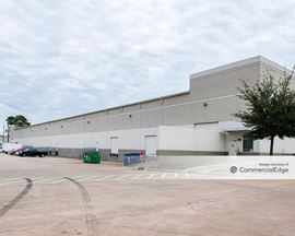 World Houston International Business Center - Building 16 & 17