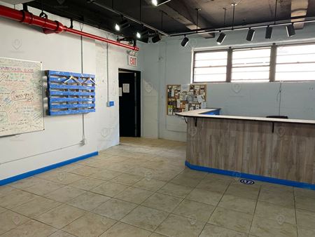 Commercial space for Rent at 204 25th St in Brooklyn
