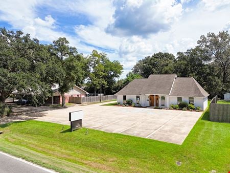 Office space for Rent at 17544 Greenwell Springs Rd in Central