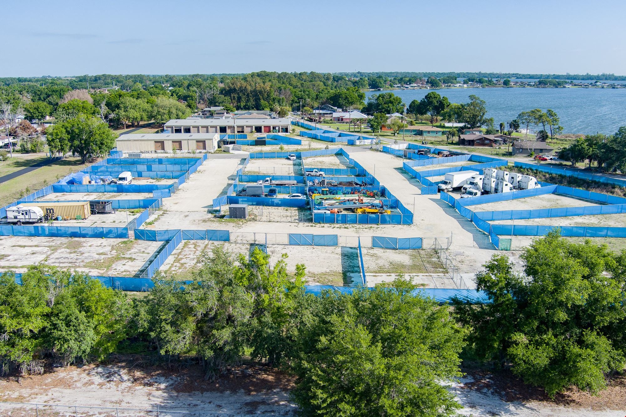 Longyards - Yard Storage & Warehouse