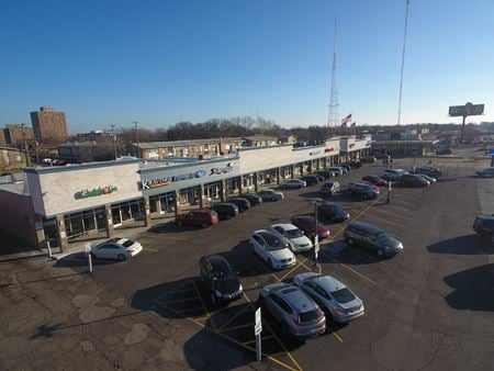Retail space for Rent at 25234-25274 Greenfield Road in Oak Park