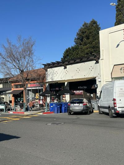 1823-1825 Solano Ave
