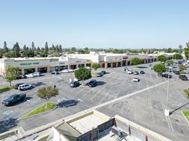 DRIVE-THRU PAD + RETAIL | El Dorado Center