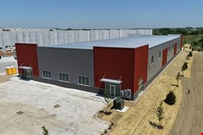 13770 Hwy 370 - Industrial Building