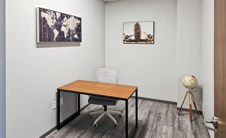 Regus - Sugarland - University Blvd