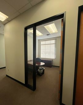 2152 S Vineyard Suite 116