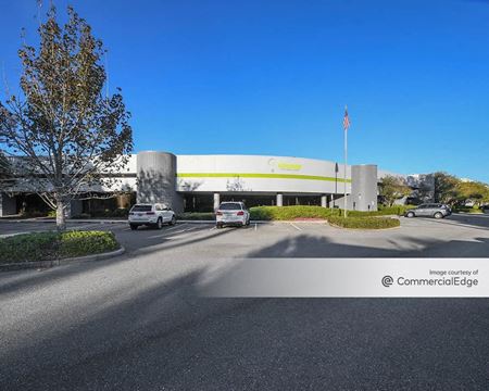 Industrial space for Rent at 6005 Benjamin Rd in Tampa