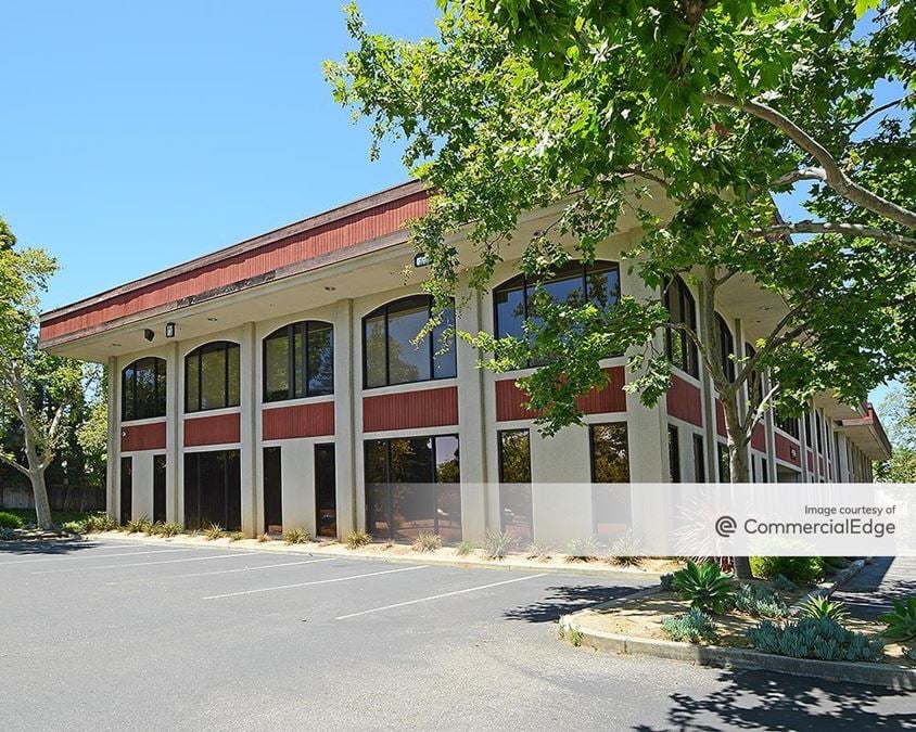 Los Altos Office Plaza - Buildings A & B