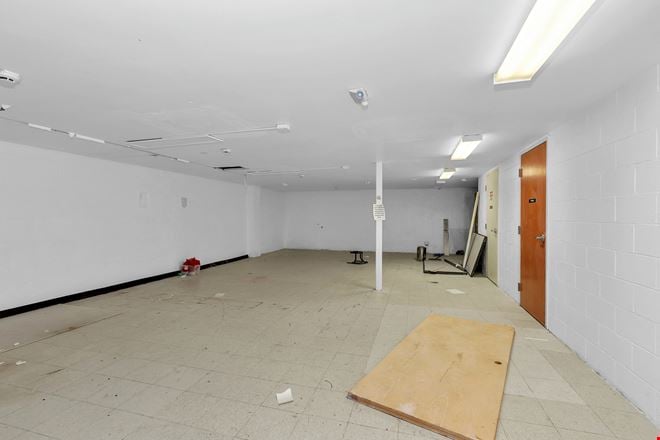 462 Furys Ferry Rd | ±12,000 SF Medical Office for Lease
