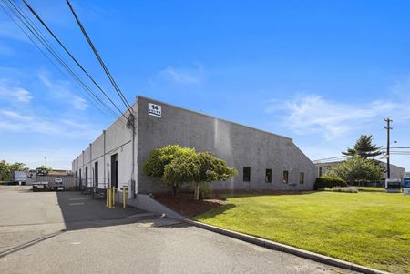 Photo of commercial space at 14 Jules Ln in New Brunswick