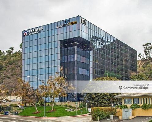 Mission Valley Plaza