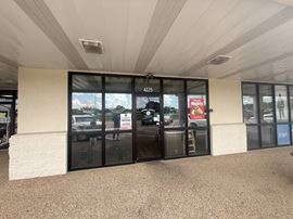 4225 Lakeland Drive